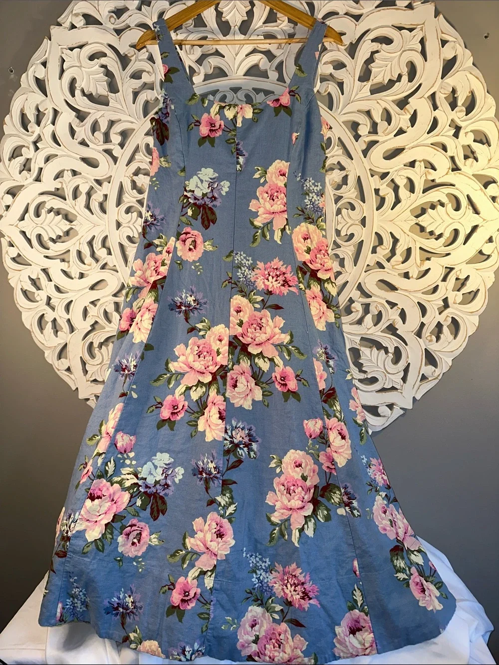 Women’s GAP Blue Floral Dress with Pink and Cream Blooms - Picture 4 of 5